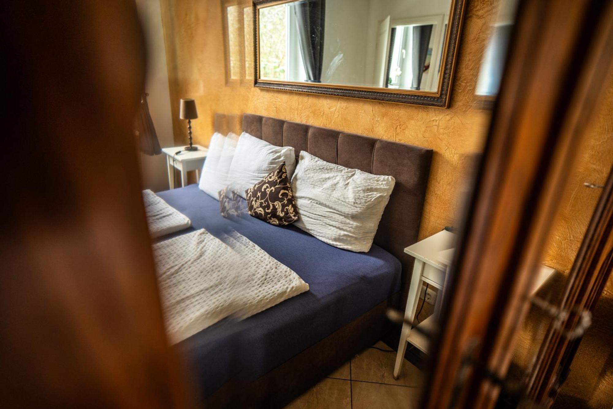 Villa Backstein Obo19 Шверин Екстериор снимка