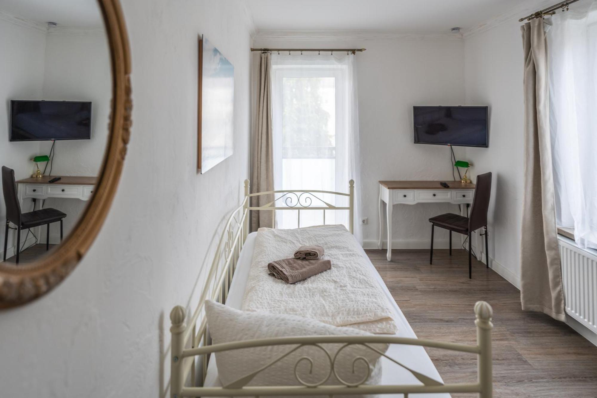 Villa Backstein Obo19 Шверин Екстериор снимка