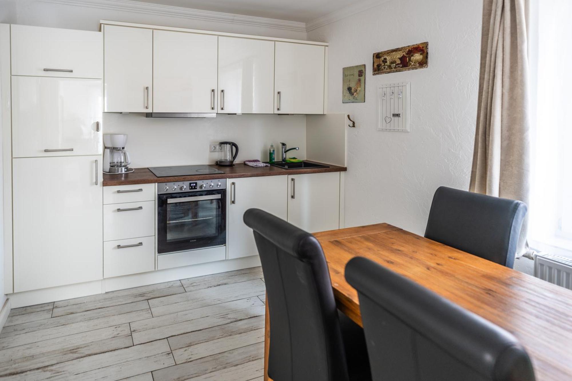 Villa Backstein Obo19 Шверин Екстериор снимка