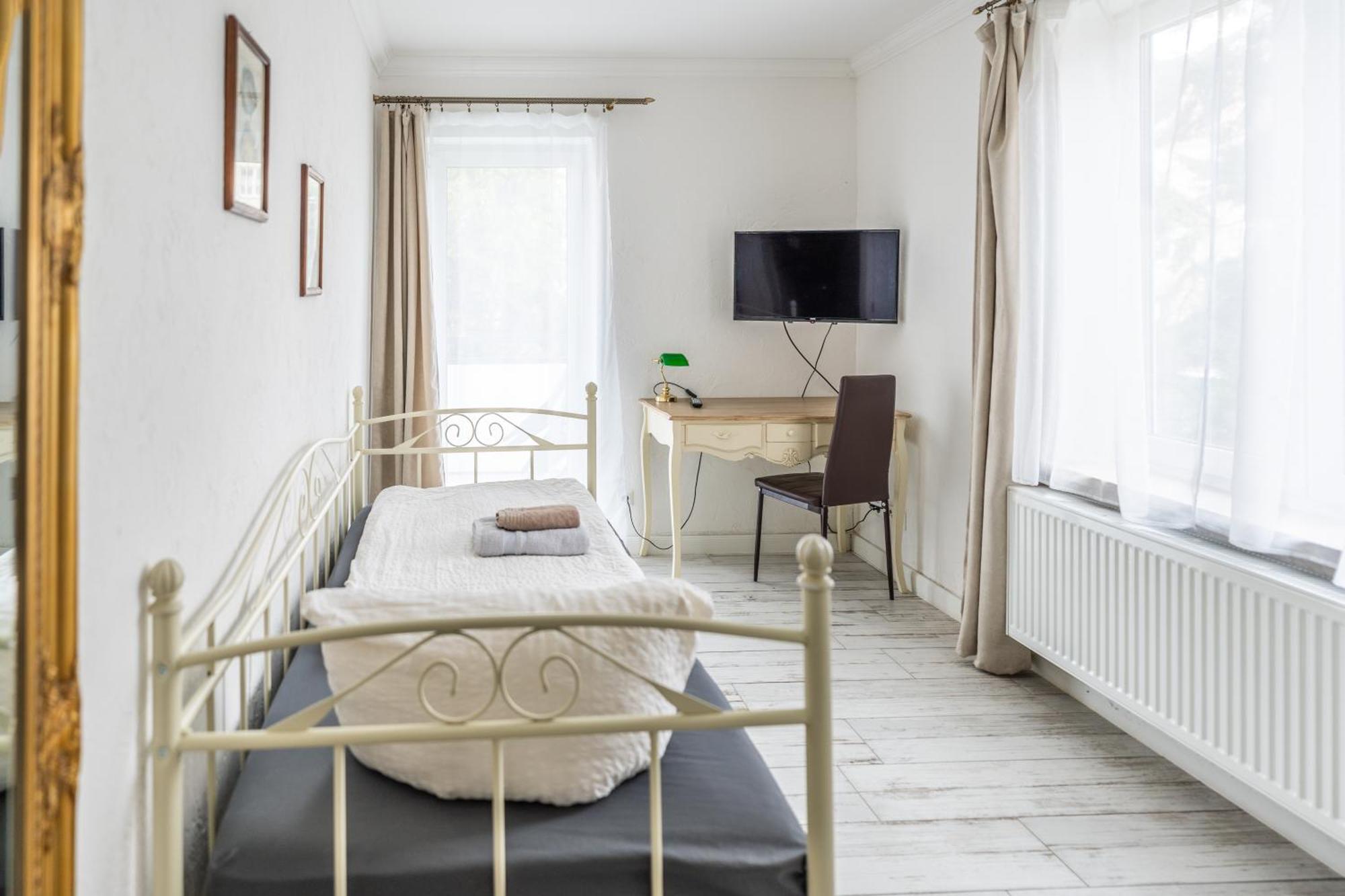 Villa Backstein Obo19 Шверин Екстериор снимка