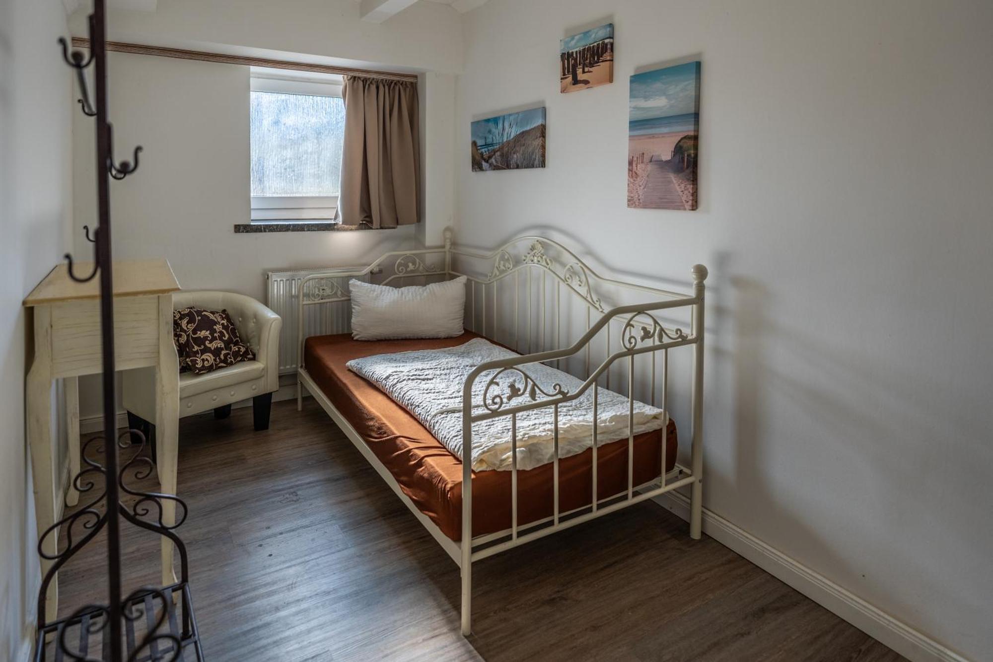 Villa Backstein Obo19 Шверин Екстериор снимка