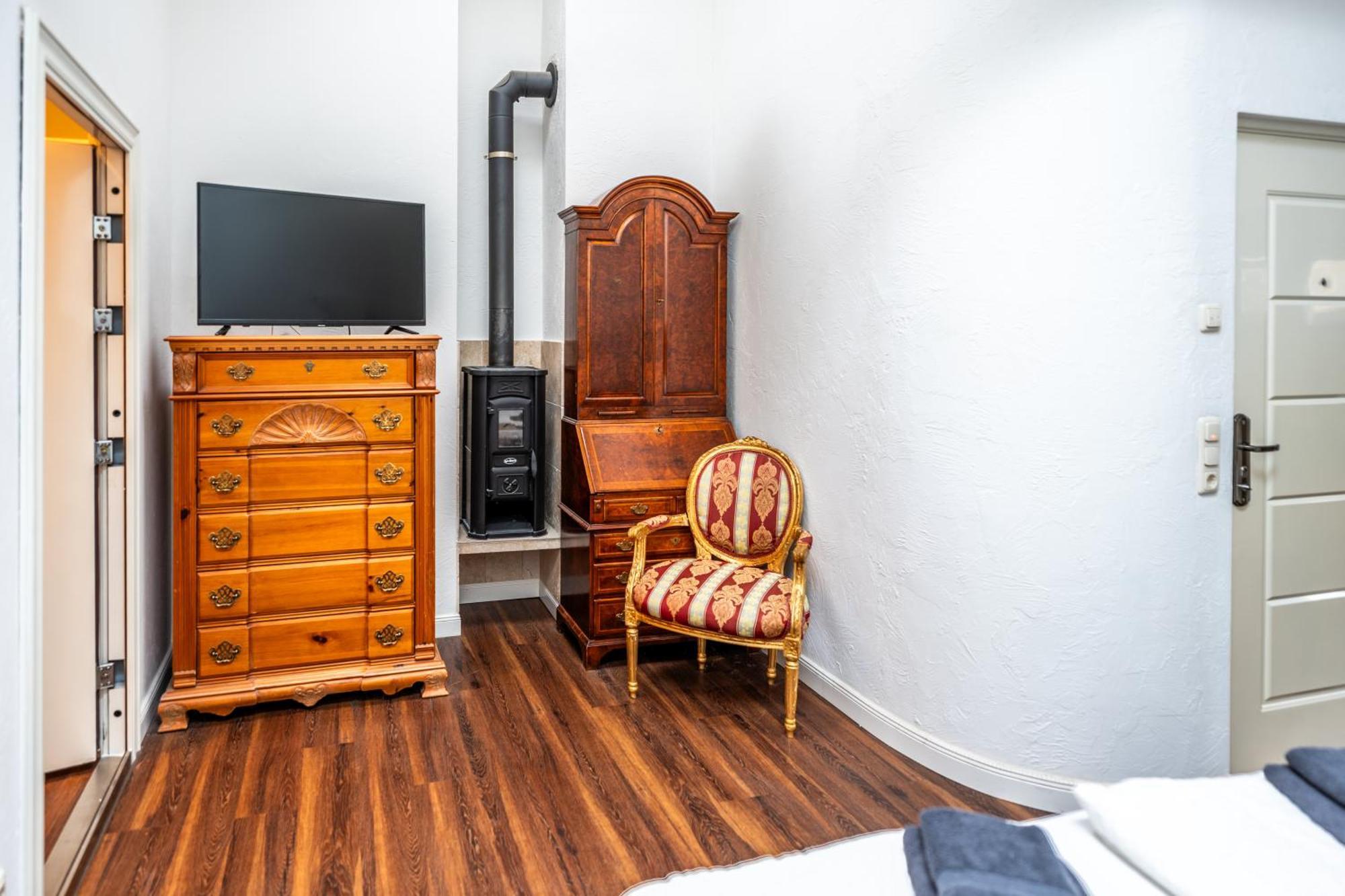 Villa Backstein Obo19 Шверин Екстериор снимка