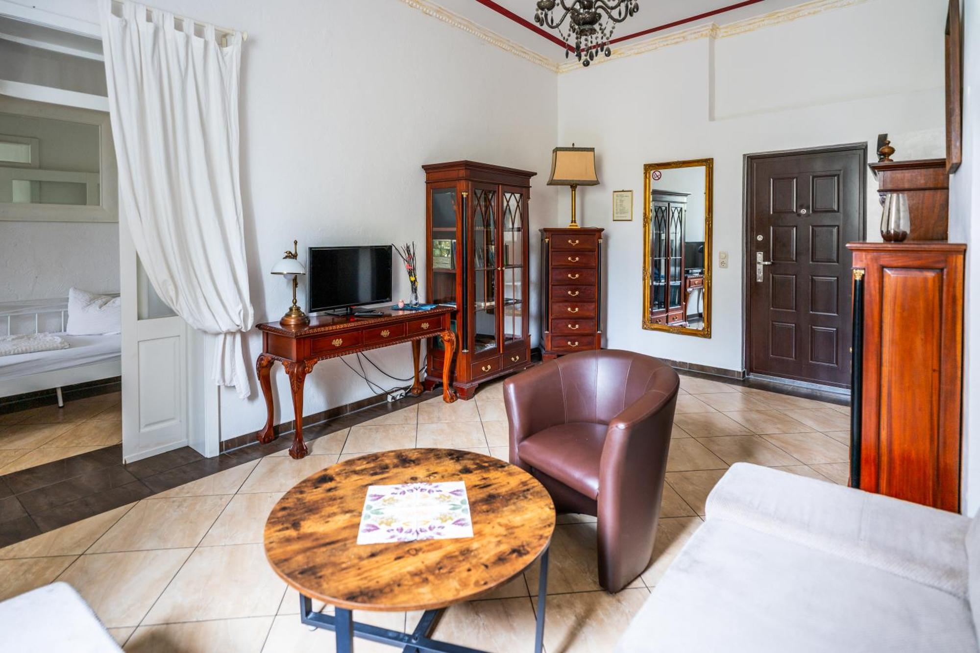 Villa Backstein Obo19 Шверин Екстериор снимка